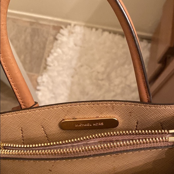 Michael Kors Bag - Picture 1 of 3